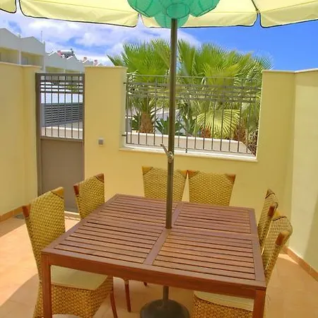 Appartement Oasis Fanabe Iii *